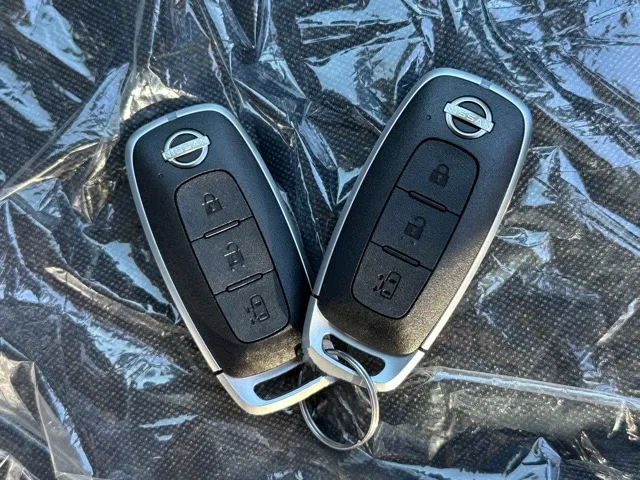 セレナ(ニッサン)eパワーX アラウンドビューモニター 左PSD登録済未使用車 28