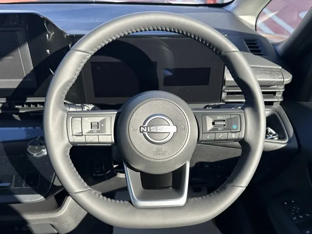 セレナ(ニッサン)eパワーX アラウンドビューモニター 左PSD登録済未使用車 6