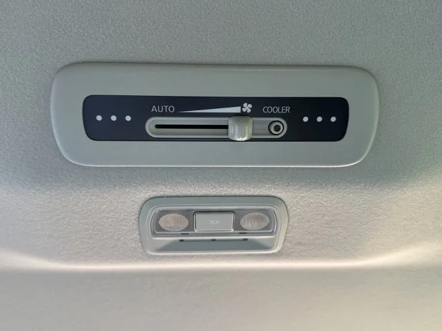 セレナ(ニッサン)eパワーX アラウンドビューモニター 左PSD登録済未使用車 9