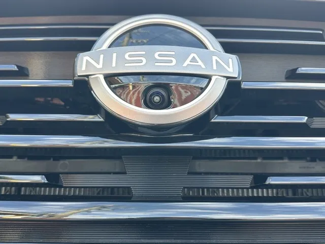 セレナ(ニッサン)eパワーX アラウンドビューモニター 左PSD登録済未使用車 15