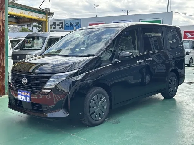 セレナ(ニッサン)eパワーX アラウンドビューモニター 左PSD登録済未使用車 1