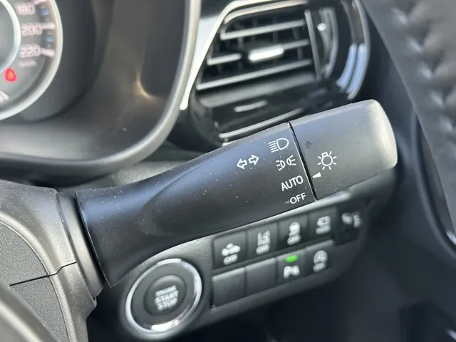 フロンクス(スズキ)ベースグレード登録済未使用車 17