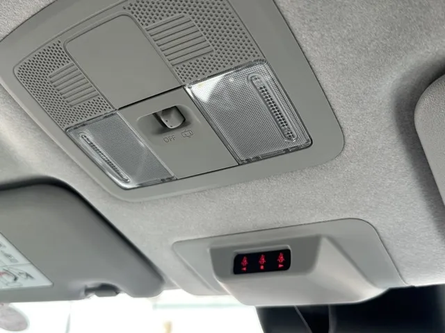 ライズ(トヨタ)ハイブリッドＺ登録済未使用車 26