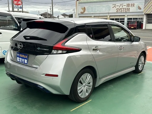 リーフ(ニッサン)S中古車 11