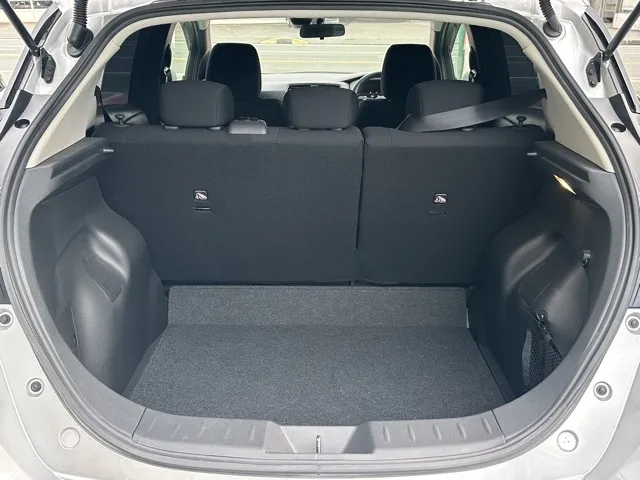 リーフ(ニッサン)S中古車 8