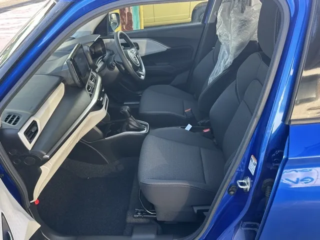 スイフト(スズキ)ハイブリッドMZ 全方位ナビ登録済未使用車 3