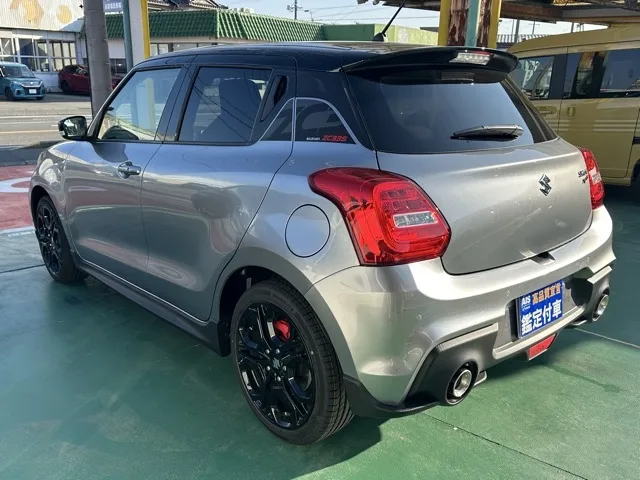 スイフト(スズキ)ファイナルエディション登録済未使用車 2
