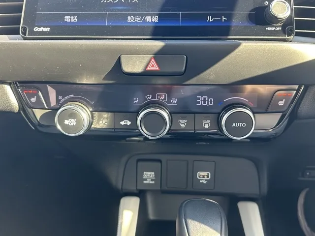 フィット(ホンダ)e：HEV ホーム中古車 23