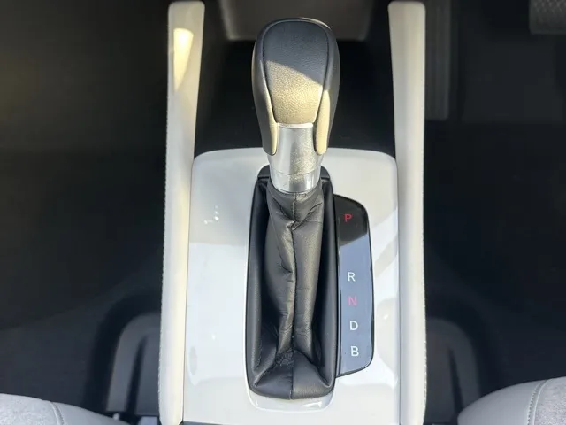 フィット(ホンダ)e：HEV ホーム中古車 25