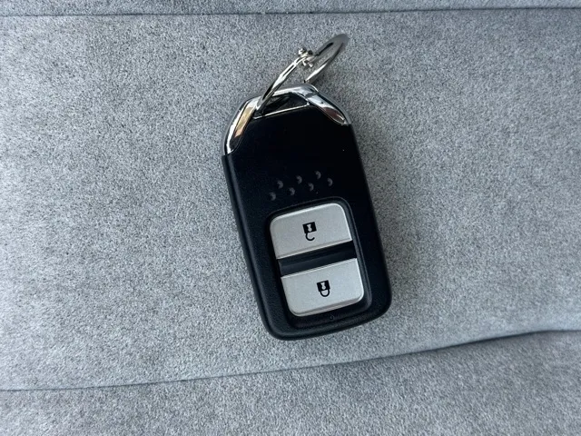 フィット(ホンダ)e：HEV ホーム中古車 27