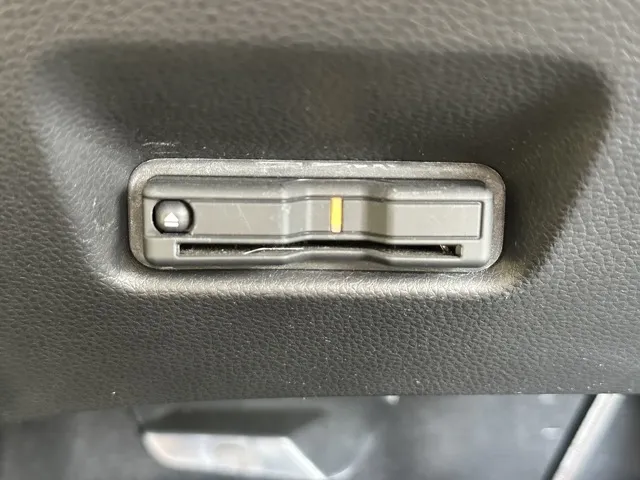 フィット(ホンダ)e：HEV ホーム中古車 28