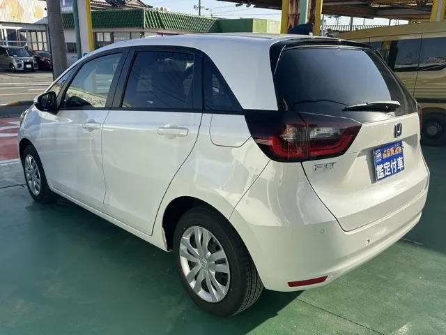 フィット(ホンダ)e：HEV ホーム中古車 2
