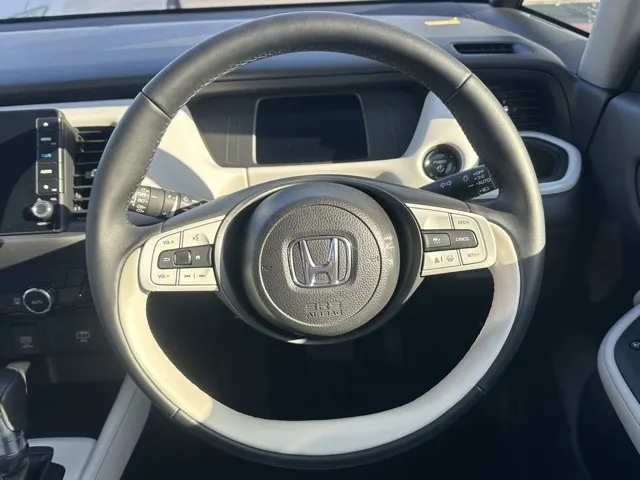 フィット(ホンダ)e：HEV ホーム中古車 6