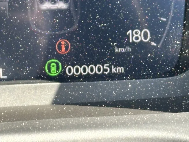 ZR-V(ホンダ)e：HEV Z登録済未使用車 16