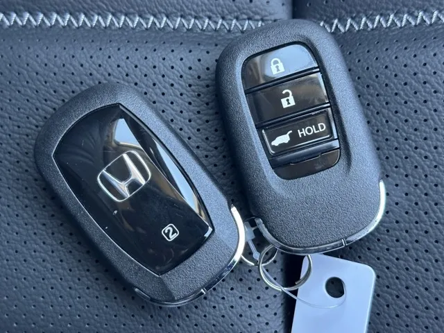 ZR-V(ホンダ)e：HEV Z登録済未使用車 28