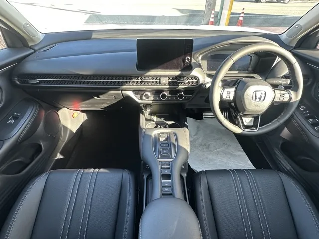 ZR-V(ホンダ)e：HEV Z登録済未使用車 5