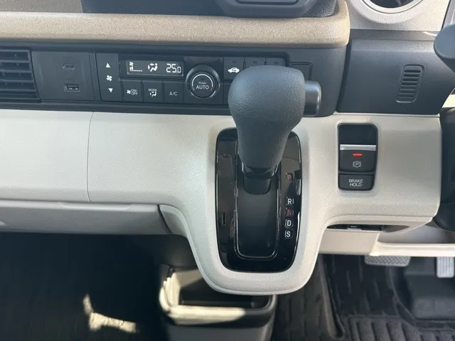 N-BOX(ホンダ)N-BOX コンフォートＰ中古車 18