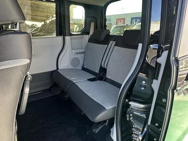 N-BOX(ホンダ)N-BOX コンフォートＰ中古車 4