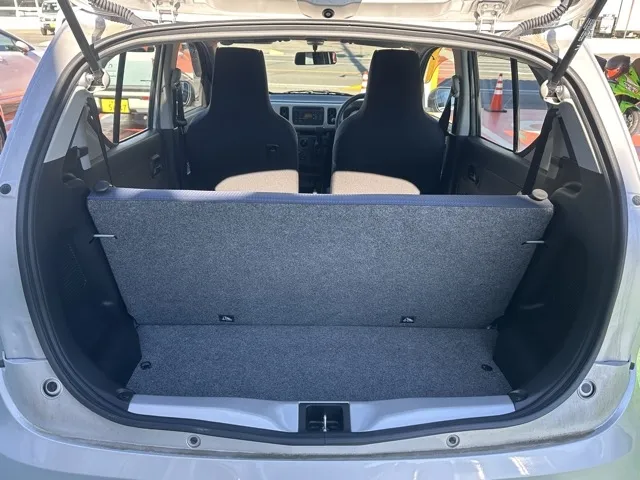 アルト(スズキ)F 5AGS 4WD中古車 7