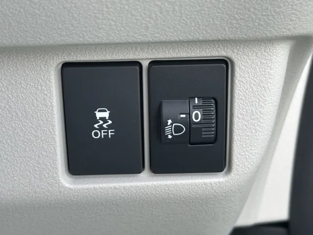 N-BOX(ホンダ)N-BOX ファッションスタイル コンフォートＰ届出済未使用車 16