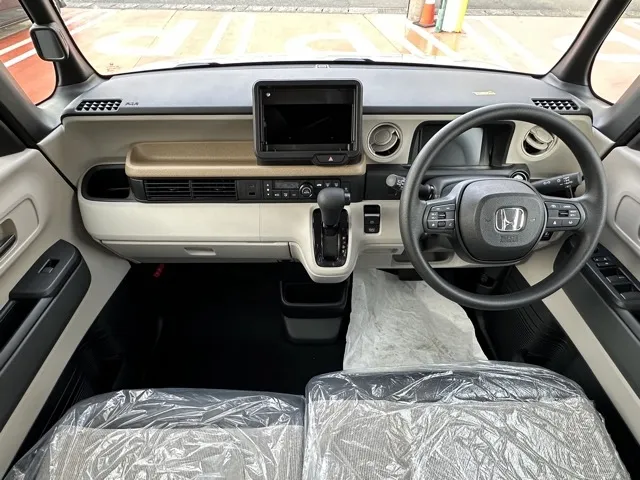 N-BOX(ホンダ)N-BOX ファッションスタイル コンフォートＰ届出済未使用車 5