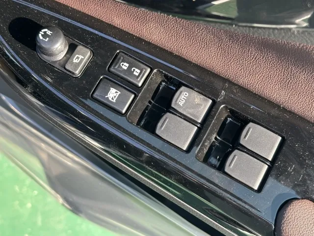 フロンクス(スズキ)ベースグレード登録済未使用車 14