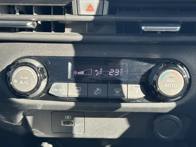 オーラ(ニッサン)G レザーエディション中古車 25