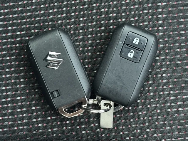 スイフト(スズキ)ベースグレード　セーフティパッケージ 全方位カメラ MT中古車 23