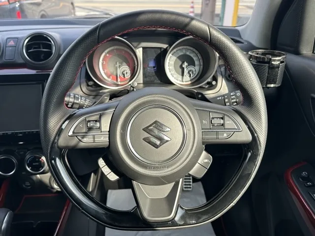 スイフト(スズキ)ベースグレード　セーフティパッケージ 全方位カメラ AT中古車 6