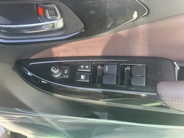 フロンクス(スズキ)ベースグレード登録済未使用車 14