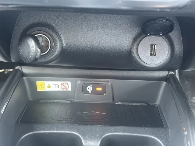 フロンクス(スズキ)ベースグレード登録済未使用車 17