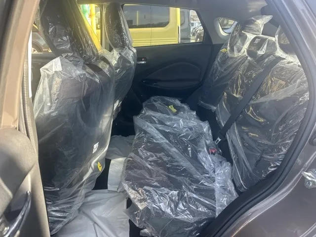 フロンクス(スズキ)ベースグレード登録済未使用車 4