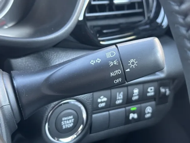 フロンクス(スズキ)ベースグレード登録済未使用車 17