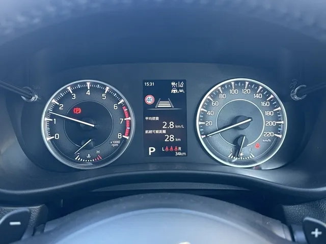 フロンクス(スズキ)ベースグレード登録済未使用車 18