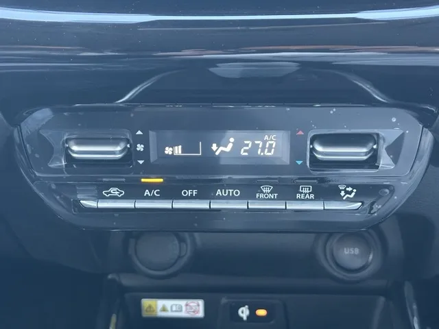 フロンクス(スズキ)ベースグレード登録済未使用車 24