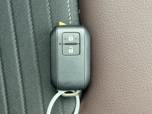 フロンクス(スズキ)ベースグレード登録済未使用車 28