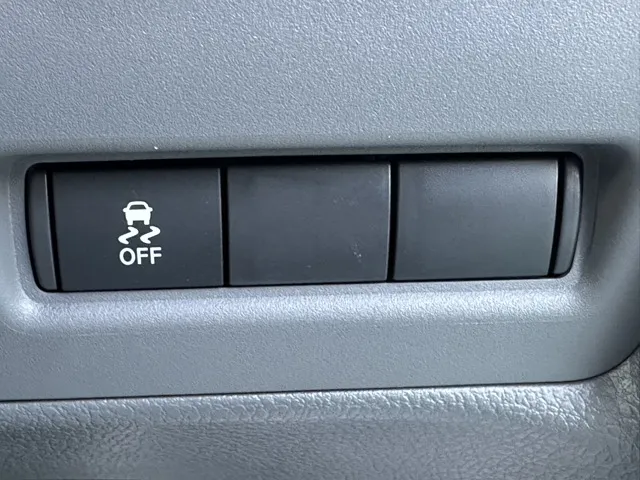 バネット(ニッサン)DX 2人乗登録済未使用車 13