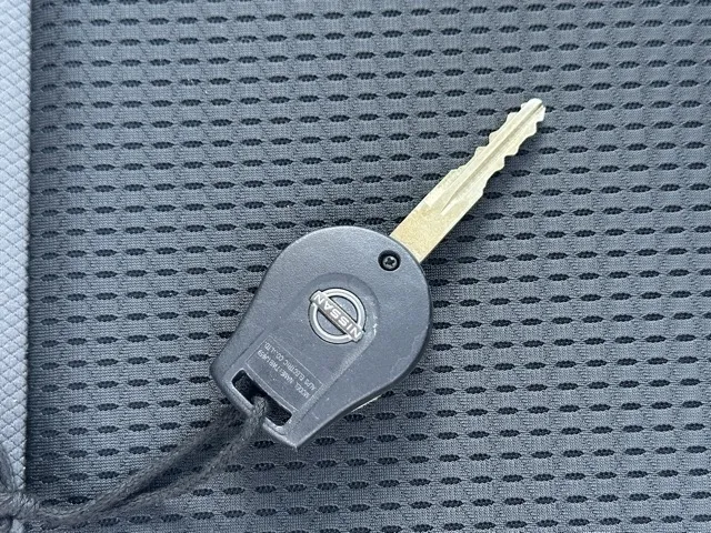 バネット(ニッサン)DX 2人乗登録済未使用車 23