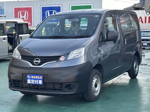 バネット(ニッサン)DX 2人乗登録済未使用車 1