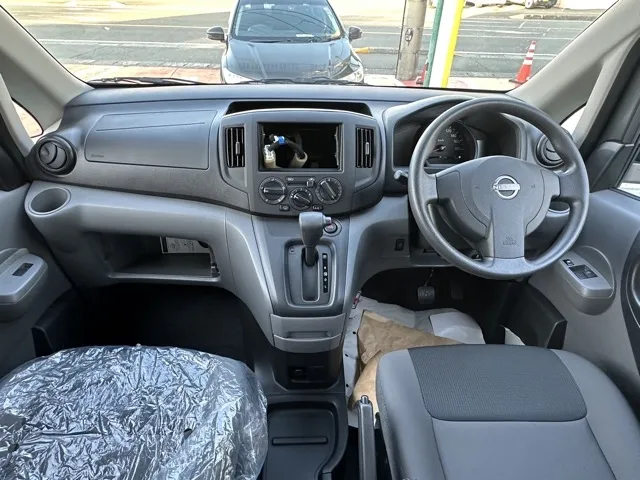 バネット(ニッサン)DX 2人乗登録済未使用車 5