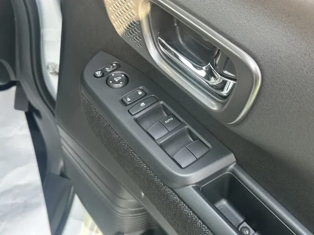 N-BOX(ホンダ)N-BOXカスタム 両側PSD届出済未使用車 14