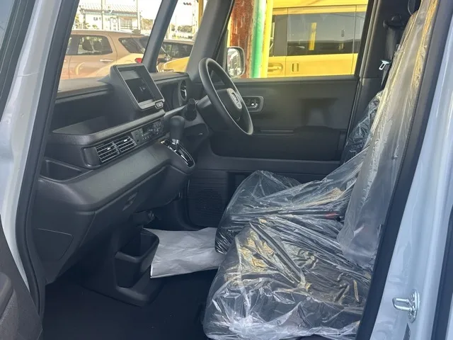 N-BOX(ホンダ)N-BOXカスタム 両側PSD届出済未使用車 3