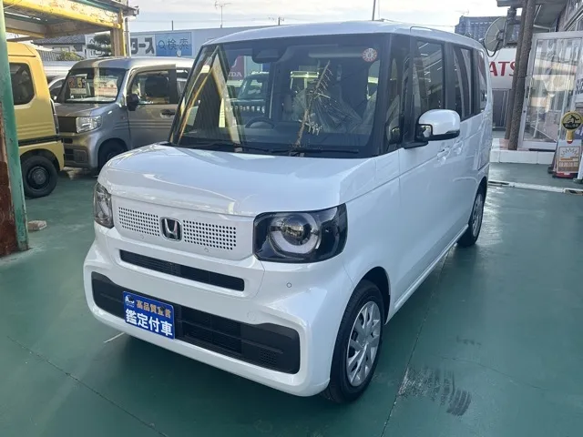 N-BOX(ホンダ)N-BOX コンフォートＰ届出済未使用車 1