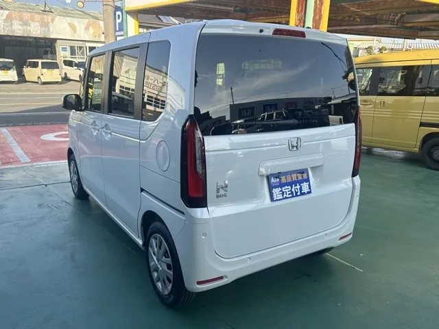 N-BOX(ホンダ)N-BOX コンフォートＰ届出済未使用車 2