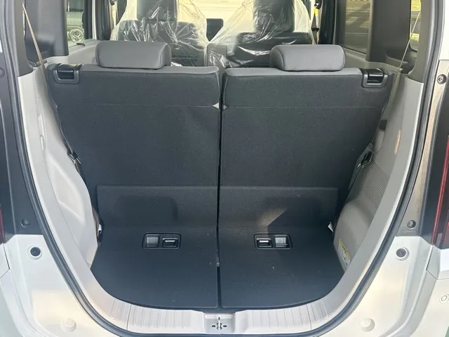 N-BOX(ホンダ)N-BOX コンフォートＰ届出済未使用車 9