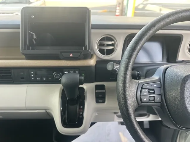 N-BOX(ホンダ)N-BOX コンフォートＰ届出済未使用車 14
