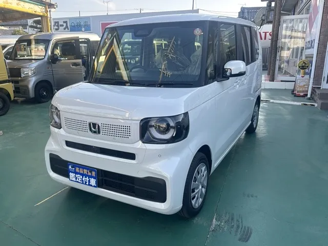 N-BOX(ホンダ)N-BOX コンフォートＰ届出済未使用車 1