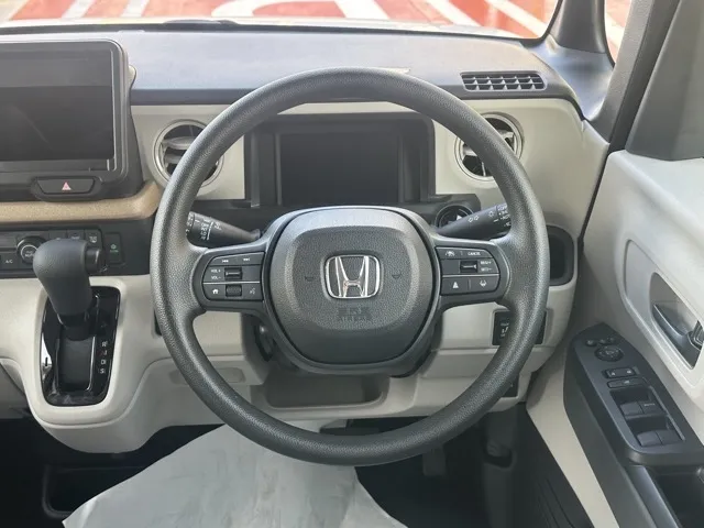 N-BOX(ホンダ)N-BOX コンフォートＰ届出済未使用車 6