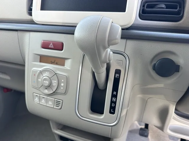 ラパン(スズキ)ハイブリッドL届出済未使用車 17