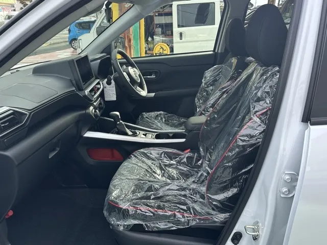 ライズ(トヨタ)ハイブリッドＺ　ナビレディ新車見本展示無 3